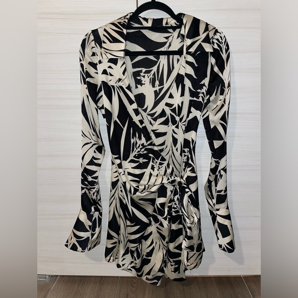 Elegant Black and Cream Women's romper - Picture 1 of 2